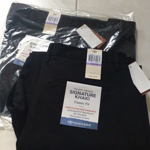 2 pairs of Dockers, signature Khaki classic fit 38x29